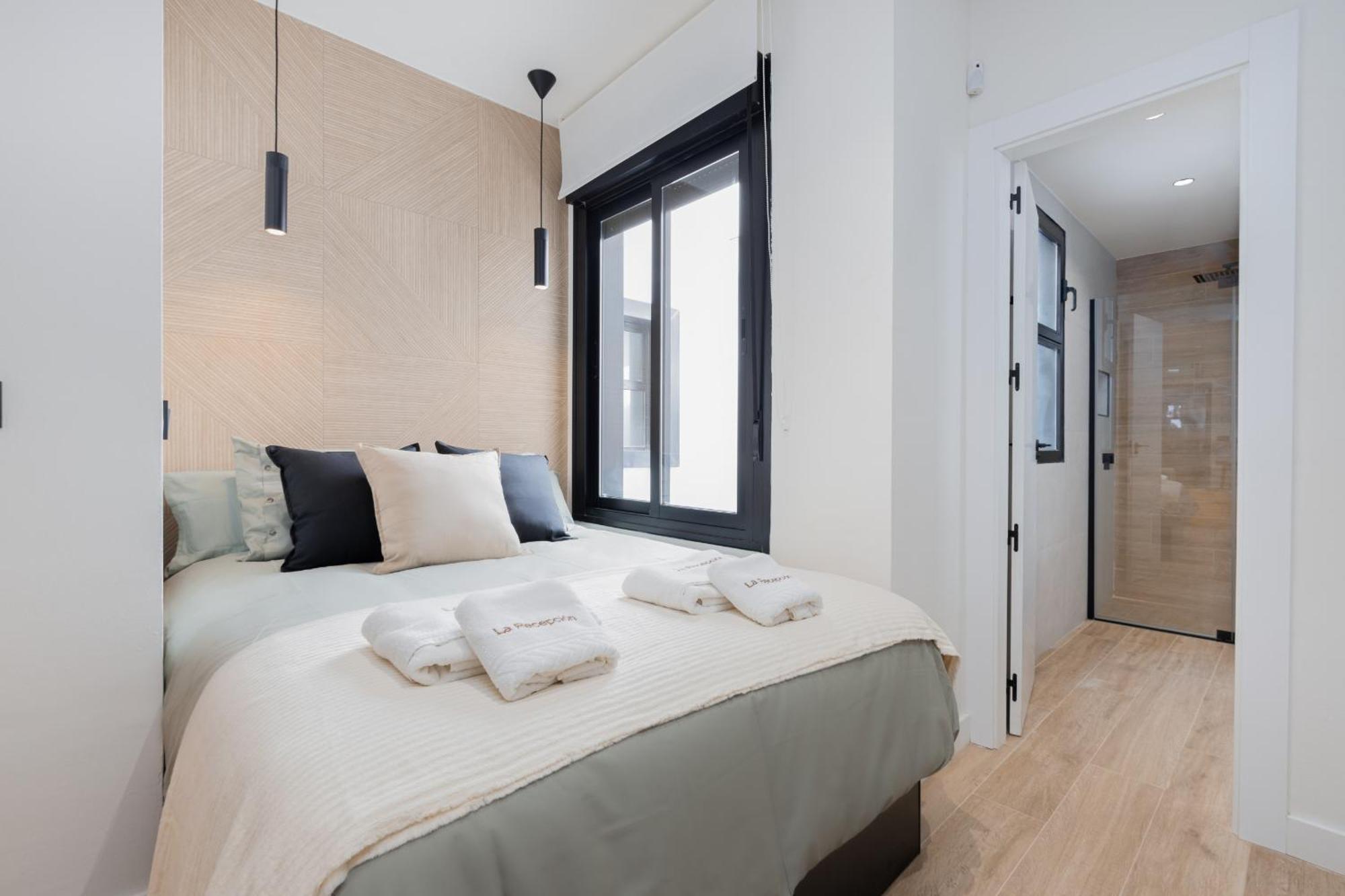 C56 - Studio With Amazing Terrace In The Centre Малага Екстериор снимка